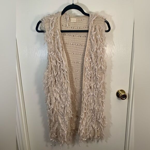 Altar’d State cream Tia shag boho vest sleeveless cardigan Size Small - Picture 1 of 5